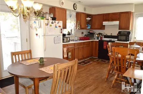 1188 Point Caswell Rd, Atkinson, NC 28421 photo 3