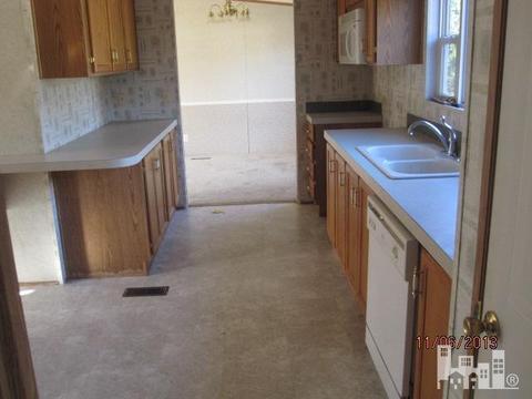 2242 Giddensville Rd, Faison, NC 28341 photo 4