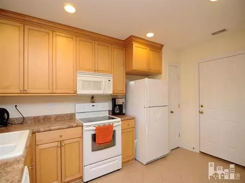 399 Castle Bay Dr #B, Hampstead, NC 28443 photo 7