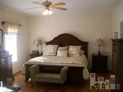 400 Cedar View Ln, Clinton, NC 28328 photo 3