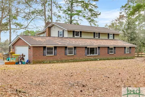 280 Lakeshore Dr, Guyton, GA 31312