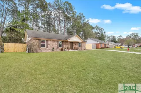 1217 Jubail Dr, Hinesville, GA 31313