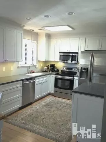 96 Red Bird Ln, Hampstead, NC 28443 photo 8