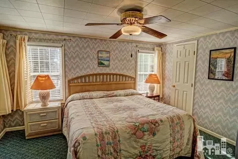 659 Hickory Point Rd, Hampstead, NC 28443 photo 8