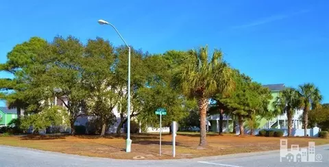 702 Sloop Pointe Ln, Kure Beach, NC 28449 photo 5