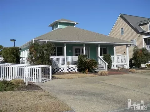 813 Sloop Pointe Ln, Kure Beach, NC 28449 photo 11