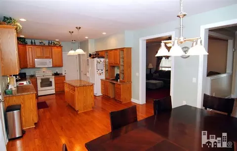 310 Oakmont Dr, Hampstead, NC 28443 photo 3
