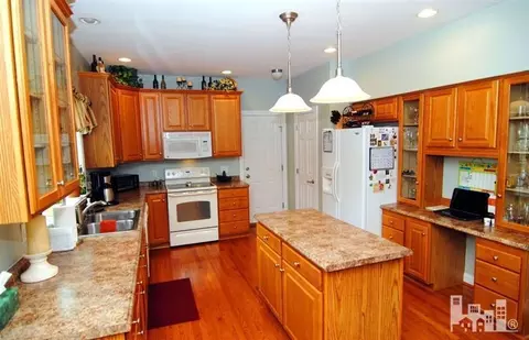310 Oakmont Dr, Hampstead, NC 28443 photo 9