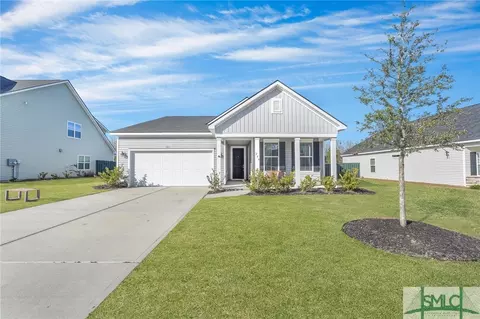 256 Excel Dr, Richmond Hill, GA 31324