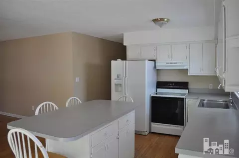 433 S 5th Ave, Kure Beach, NC 28449 photo 2