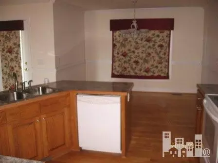 41 Beth Ln, Dunn, NC 28334 photo 4