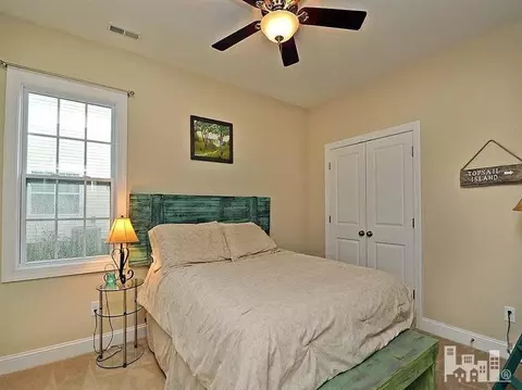 478 Landsdowne Cir, Hampstead, NC 28443 photo 17