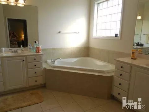 751 Castle Bay Dr, Hampstead, NC 28443 photo 12
