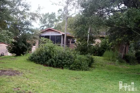 667 Hughes Rd, Hampstead, NC 28443 photo 3