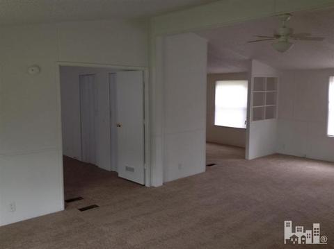 306 Dory Ct, Hampstead, NC 28443 photo 5