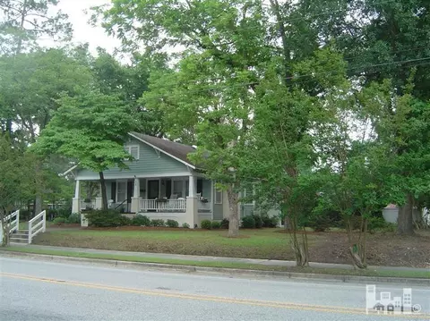 420 E Main St, Wallace, NC 28466 photo 2