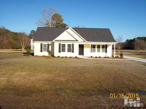 106 E Second St, Teachey, NC 28464 photo 1