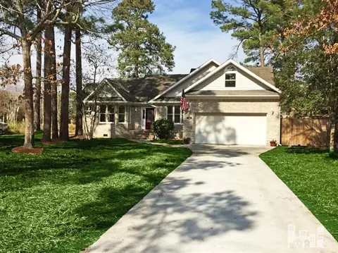 106 Persimmon Ln, Hampstead, NC 28443 photo 1