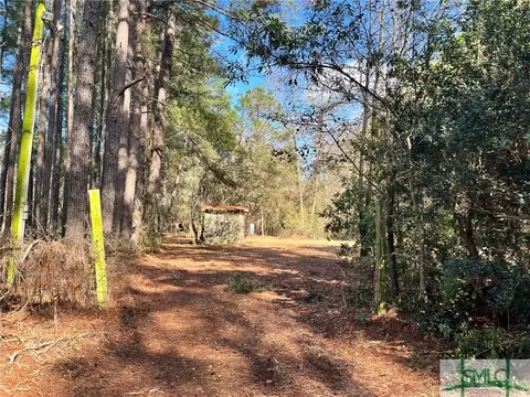 689 Mack English Rd, Ellabell, GA 31308