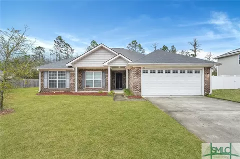 182 Grandview Dr, Hinesville, GA 31313