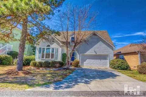 761 Sloop Pointe Ln, Kure Beach, NC 28449 photo 1