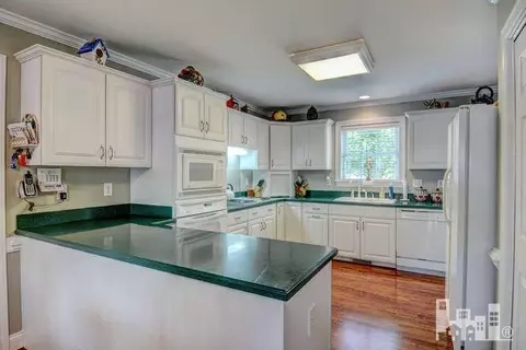 301 Frans Path, Hampstead, NC 28443 photo 10