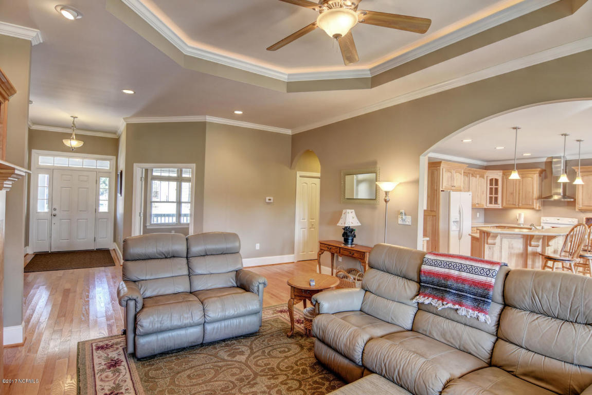 170 Firefly Dr, Wallace, NC 28466 photo 8