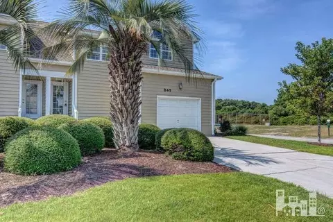845 Sloop Pointe Ln, Kure Beach, NC 28449 photo 2