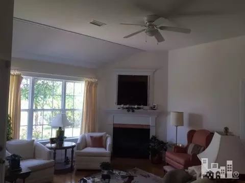 584 Castle Bay Dr, Hampstead, NC 28443 photo 3
