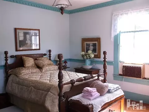 129 E Nance St, Whiteville, NC 28472 photo 9