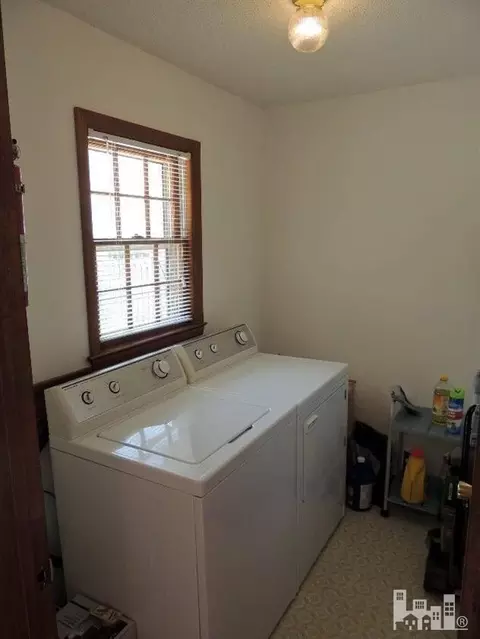 702 E Church St, Atkinson, NC 28421 photo 6