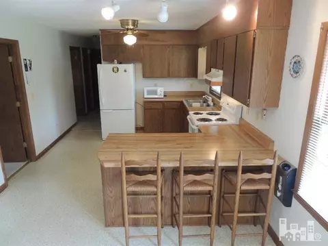 702 E Church St, Atkinson, NC 28421 photo 5