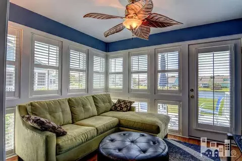 649 Sloop Pointe Ln, Kure Beach, NC 28449 photo 2