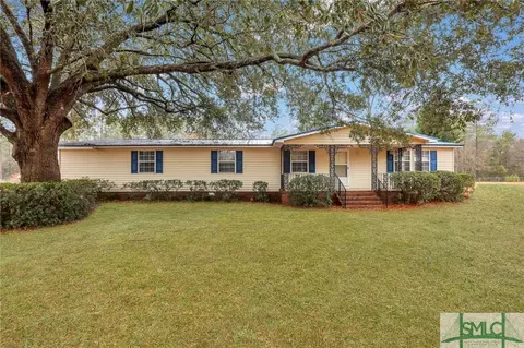 1 Pine Rd, Ellabell, GA 31308