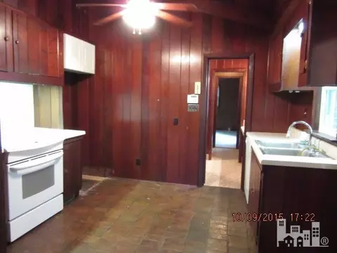 321 W Hall St, Wallace, NC 28466 photo 7
