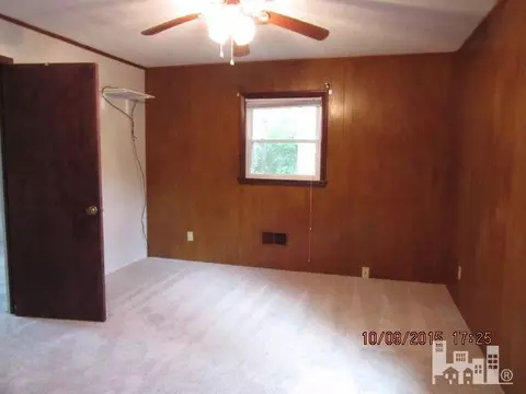 321 W Hall St, Wallace, NC 28466 photo 8