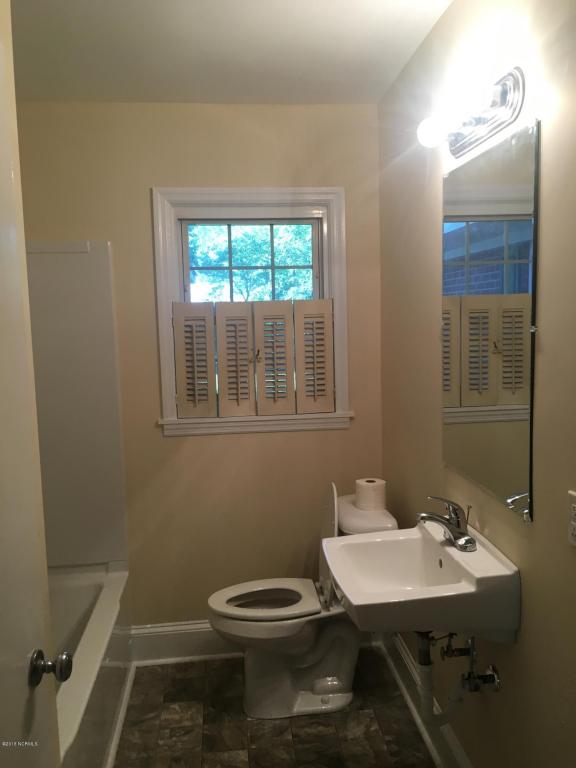520 E Murphy St, Wallace, NC 28466 photo 14