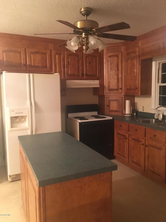 520 E Murphy St, Wallace, NC 28466 photo 9