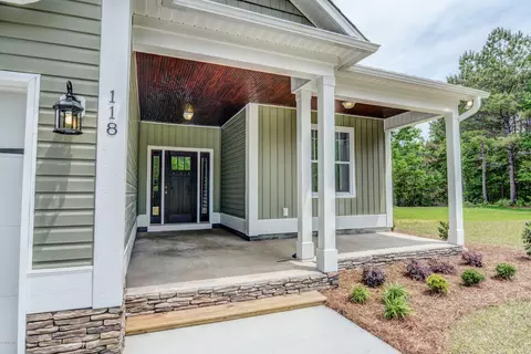 118 Dolphin Dr, Hampstead, NC 28443 photo 2