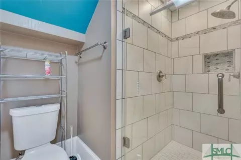 9 E 38th St, Savannah, GA 31401 photo 21