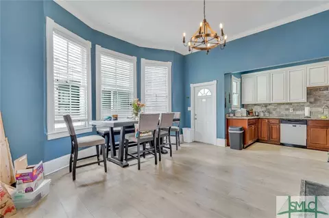 9 E 38th St, Savannah, GA 31401 photo 5