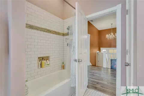 9 E 38th St, Savannah, GA 31401 photo 25