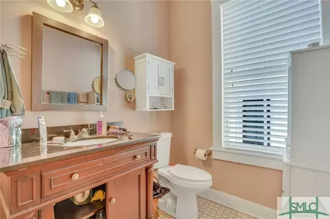 9 E 38th St, Savannah, GA 31401 photo 24
