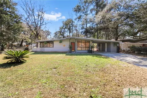201 Windsor Rd, Savannah, GA 31419