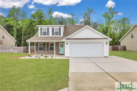 235 Bonnie Cir, Ellabell, GA 31308