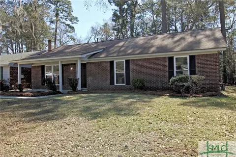 155 Greenbriar Ct, Savannah, GA 31419