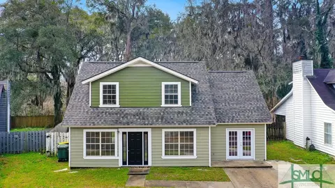 122 Country Walk Cir, Savannah, GA 31419