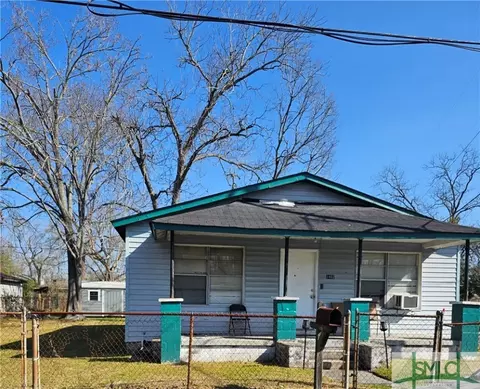 1402 New Castle St, Savannah, GA 31415
