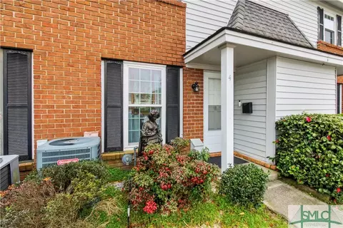 4 Knollwood Cir, Savannah, GA 31419