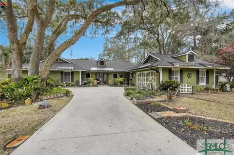 3 Howley Ln, Savannah, GA 31411